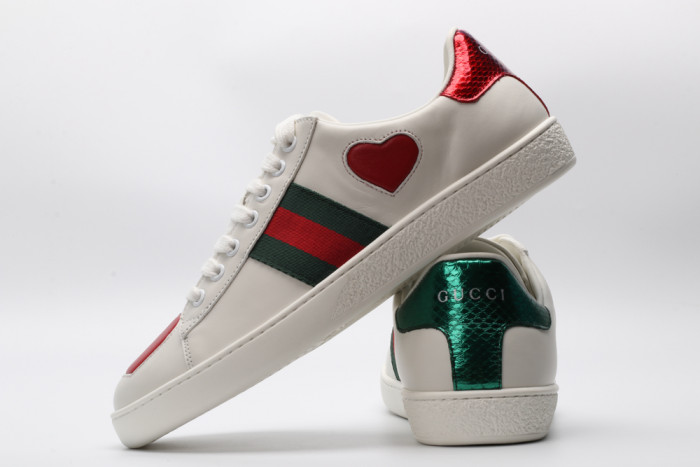 G*u*i low-top sneaker