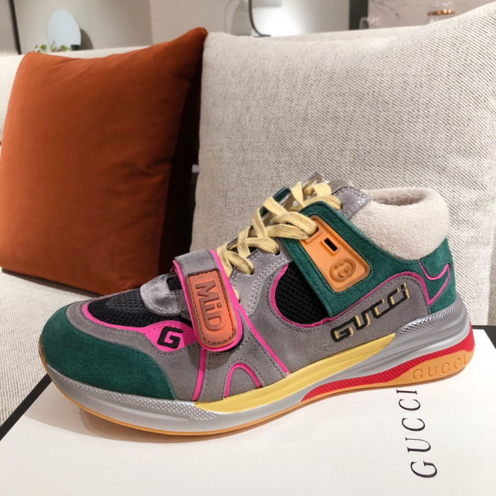 G*u*i mid sneaker