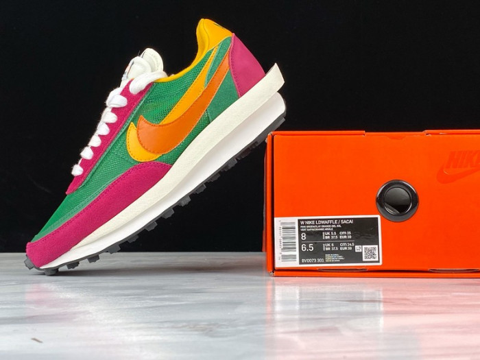 Sacai x Nike LDV Waffle 