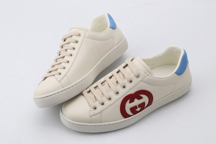 G*u*i low-top sneaker