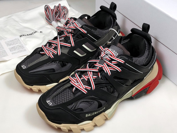 BLCG TRACK TRAINER 