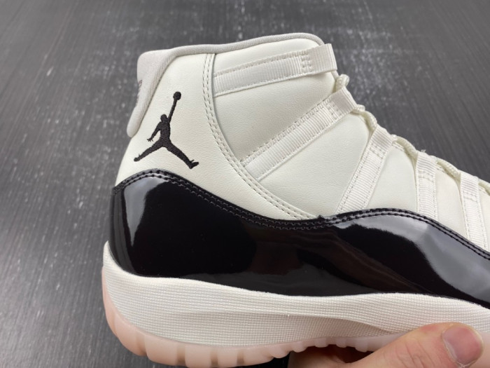 Air Jordan 11 “Neapolitan” AR0715-101