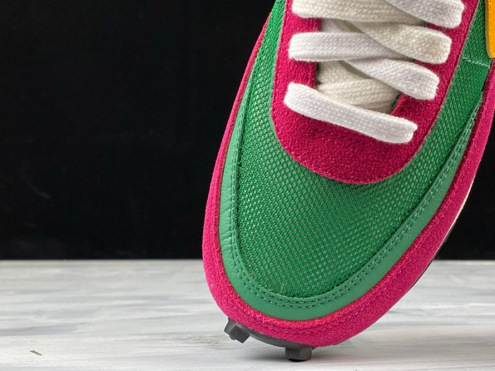 Sacai x Nike LDV Waffle 