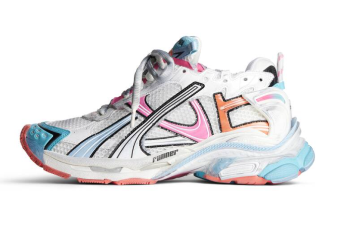 Ba*len*cia*ga runner panelled sneakers
