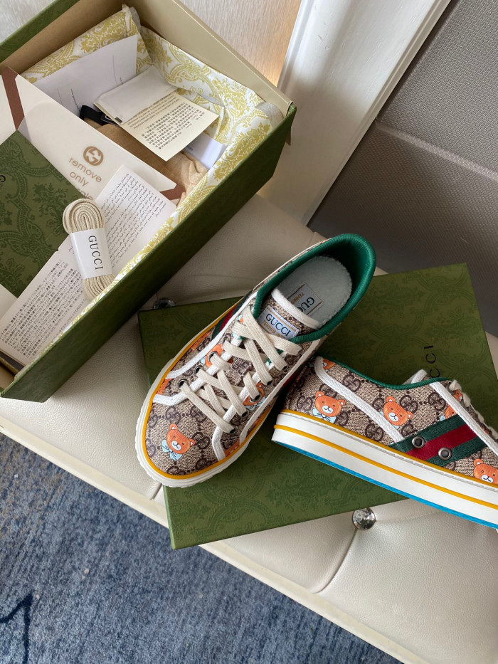 G*u*i tennis 1977 sneaker