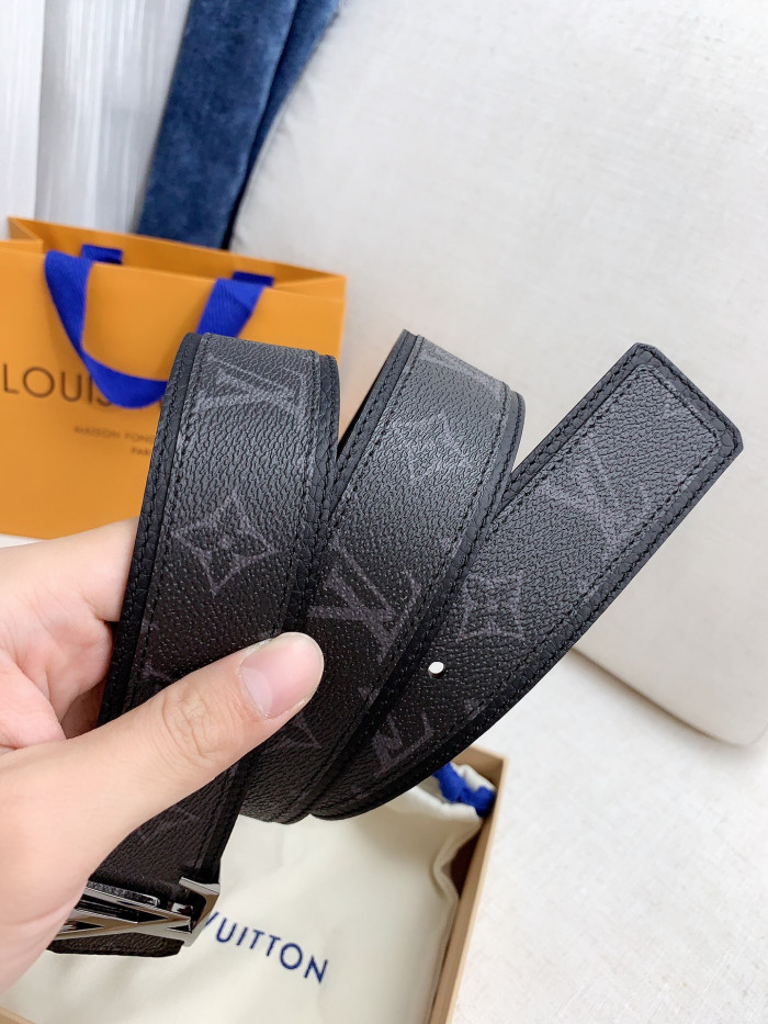 Loui Vuitto Belt-4CM