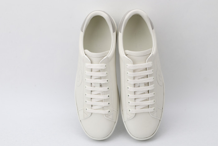 G*u*i low-top sneaker