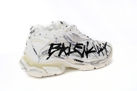 BALCIA Runner Graffiti White