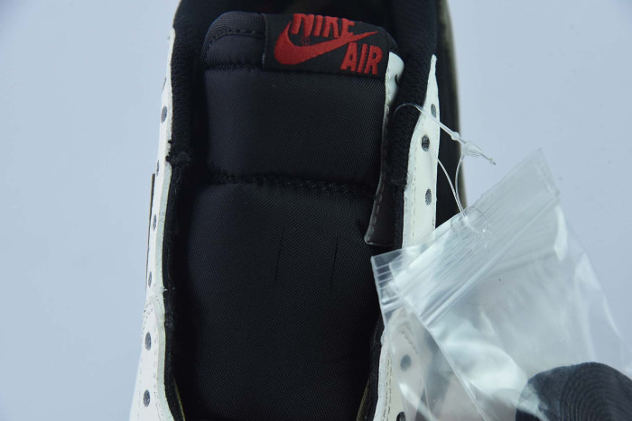 Travis Scott x Air Jordan Air Jordan 1 Retro Low OG Olive DZ4137-106