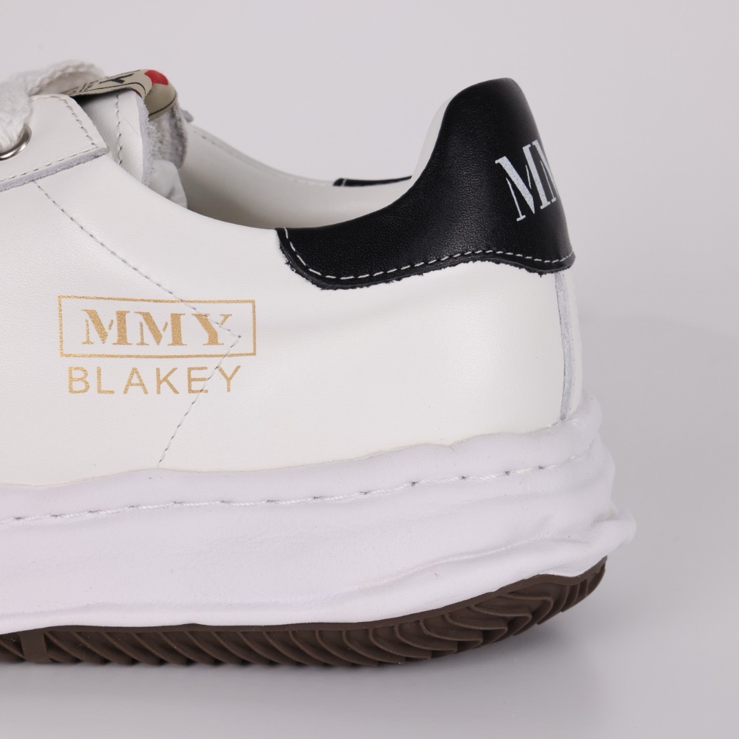 Ma*s*n mihara yasuhiro mmy sneaker