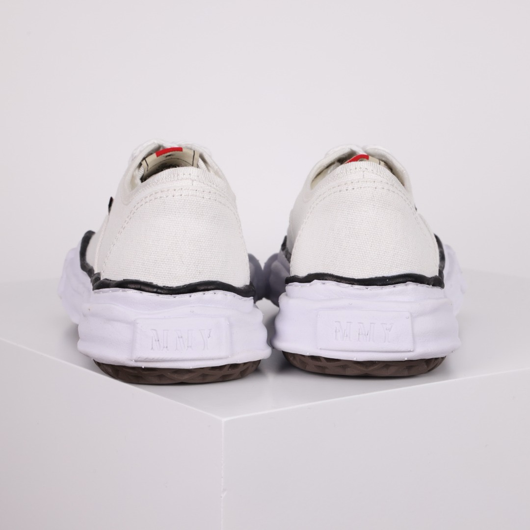 Ma*s*n mihara yasuhiro mmy sneaker
