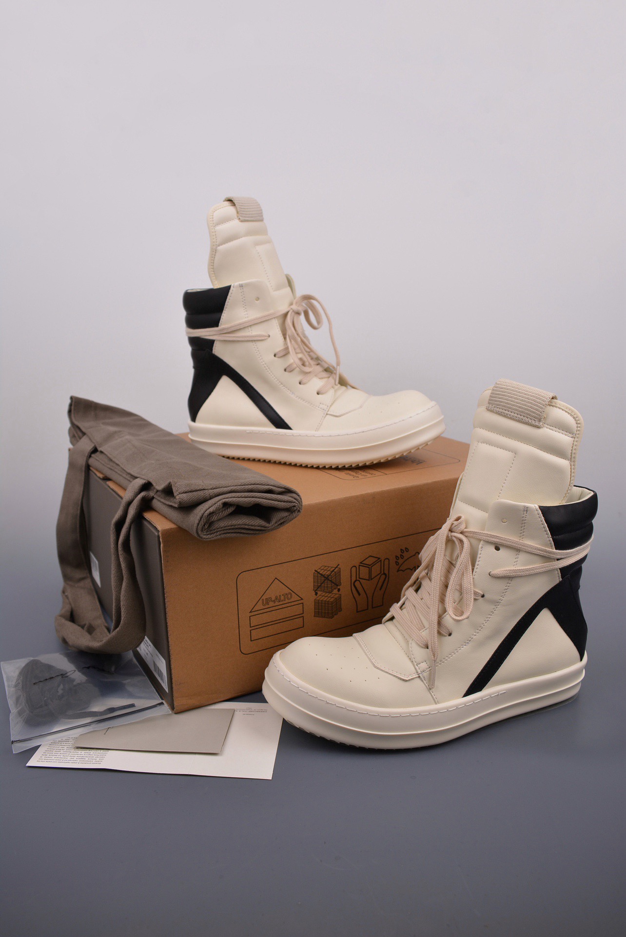Rick Owen.s Sneaker