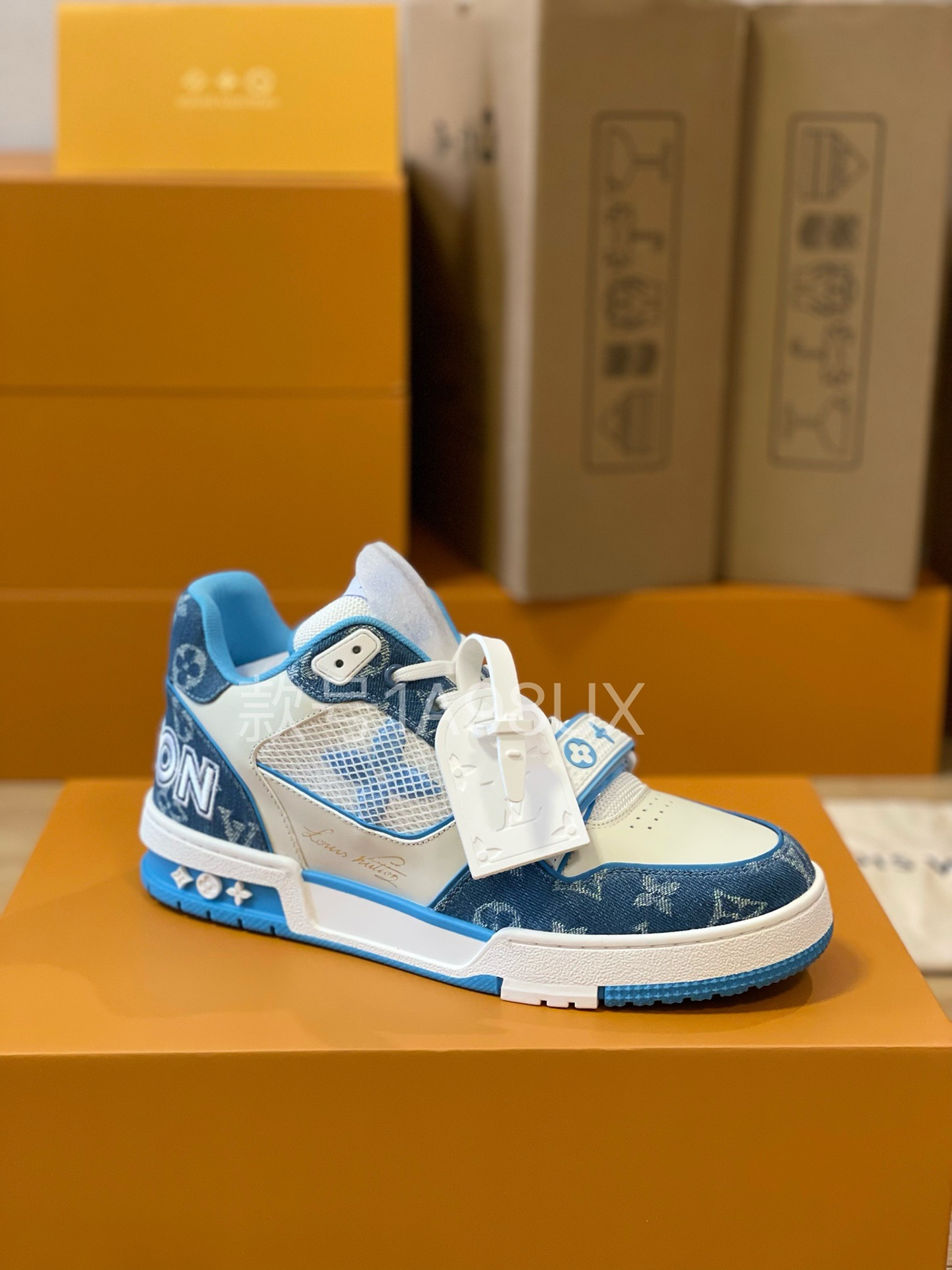 Loui Vuitto TRAINER SNEAKER