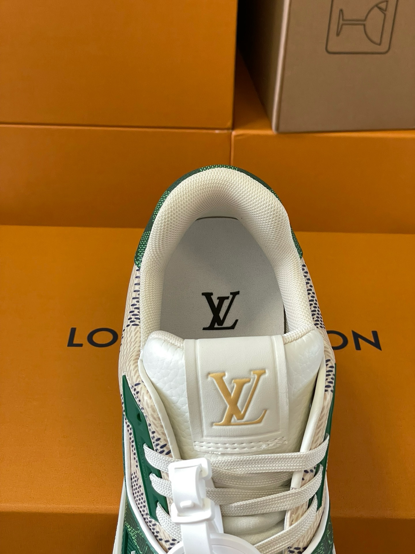 Loui Vuitto TRAINER SNEAKER