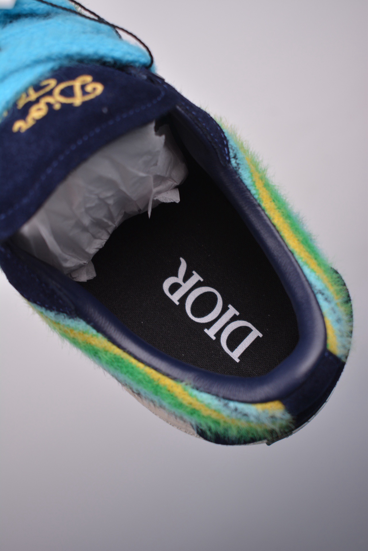 DR B33 SNEAKER