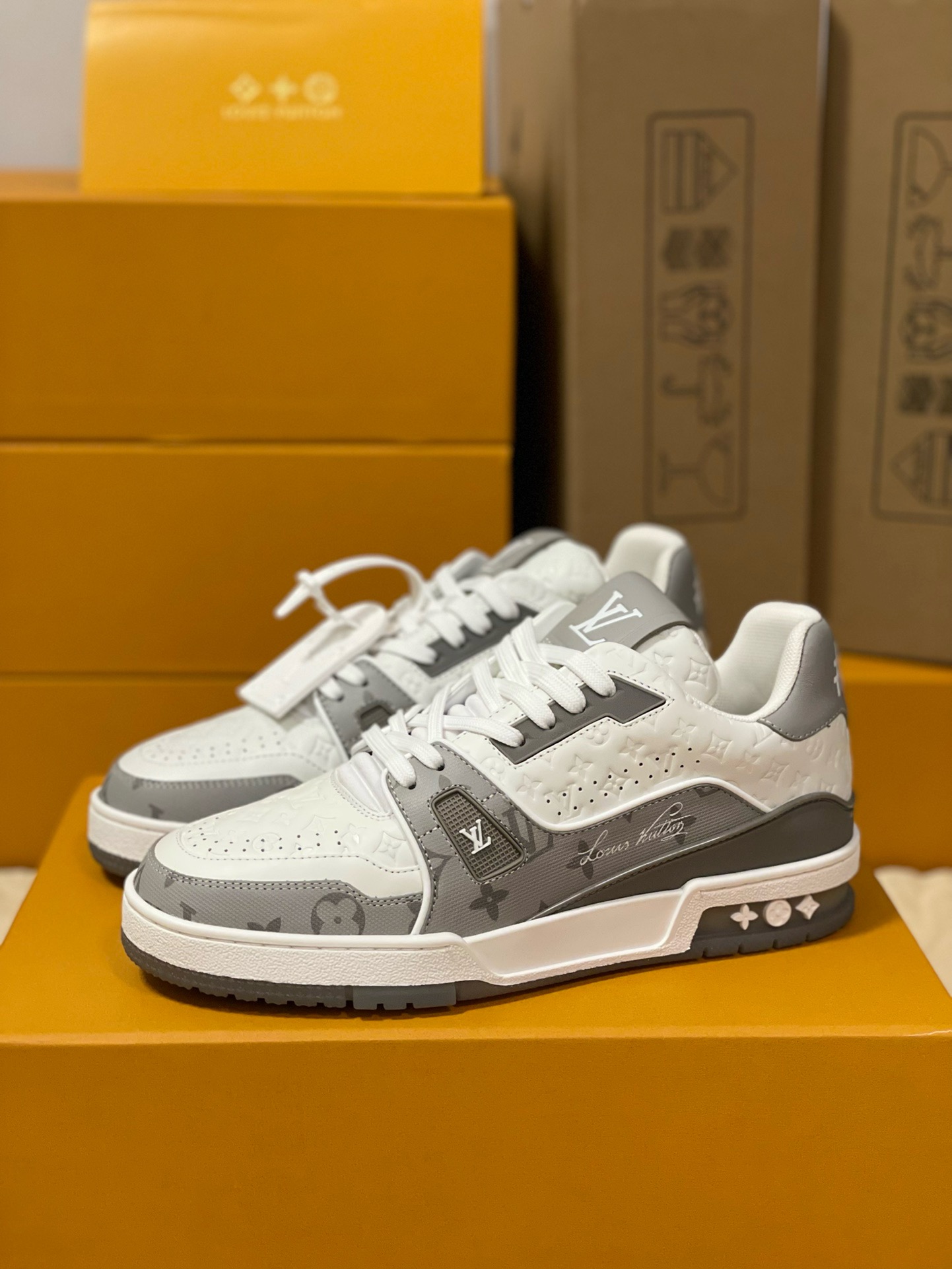 Loui Vuitto TRAINER SNEAKER