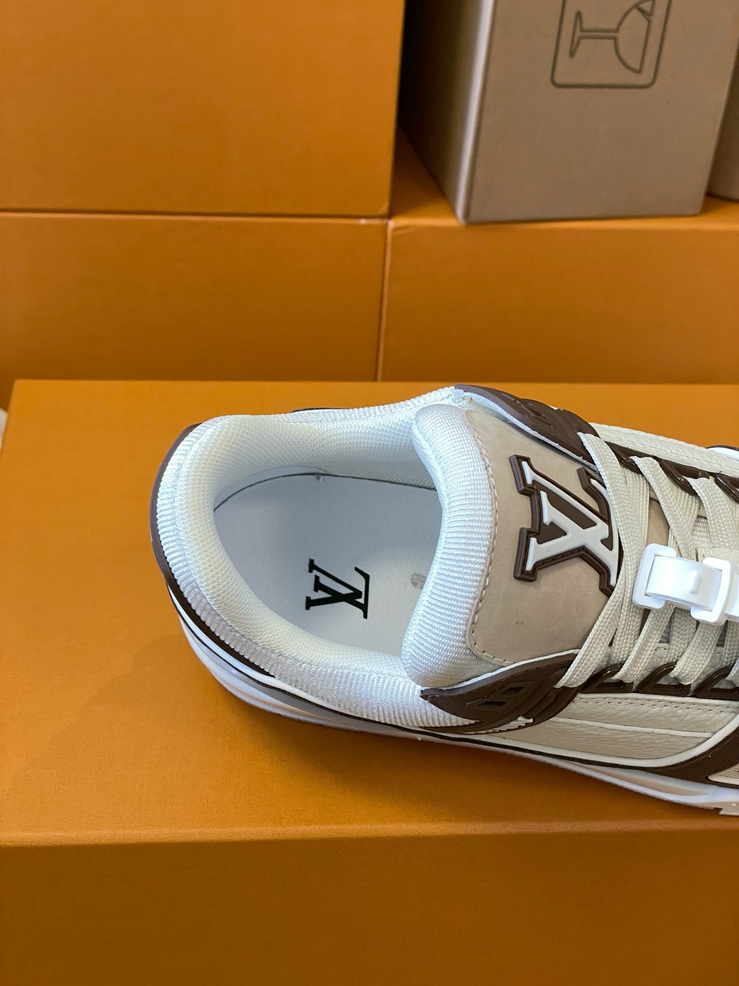Loui Vuitto TRAINER SNEAKER