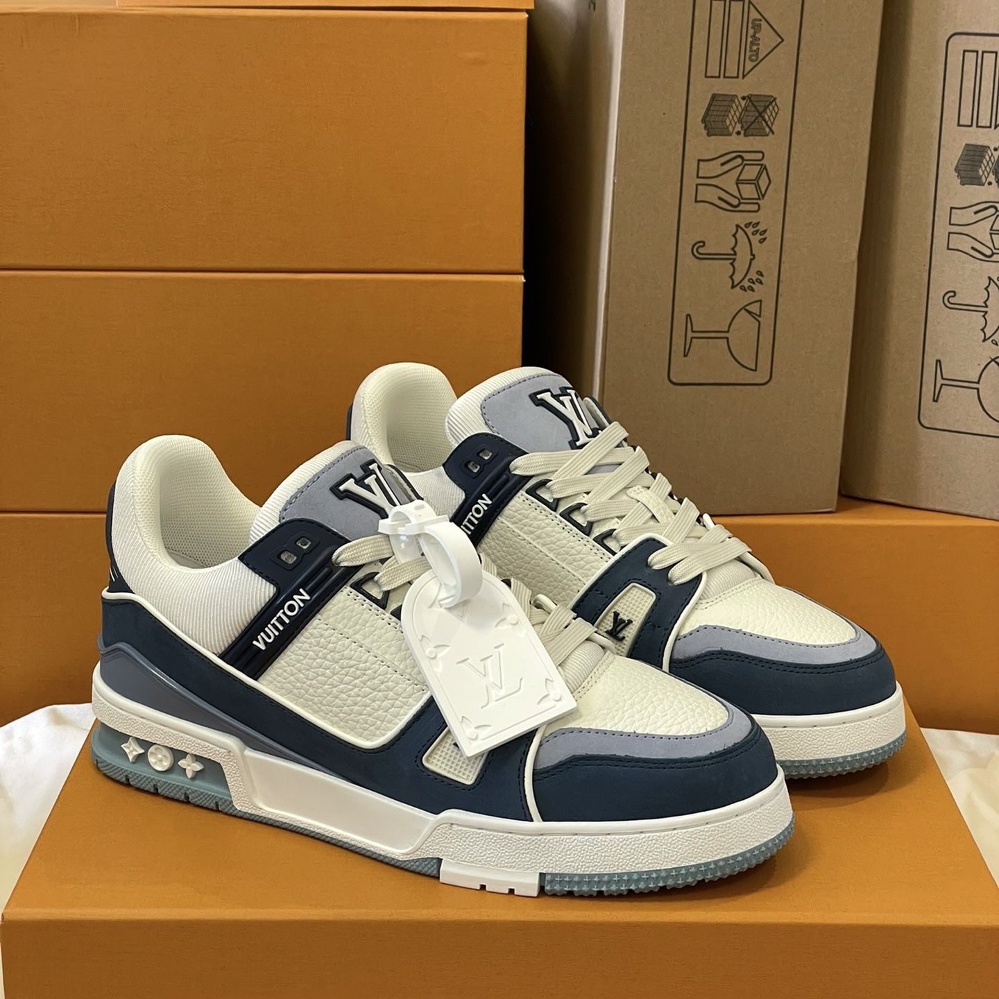Loui Vuitto TRAINER SNEAKER