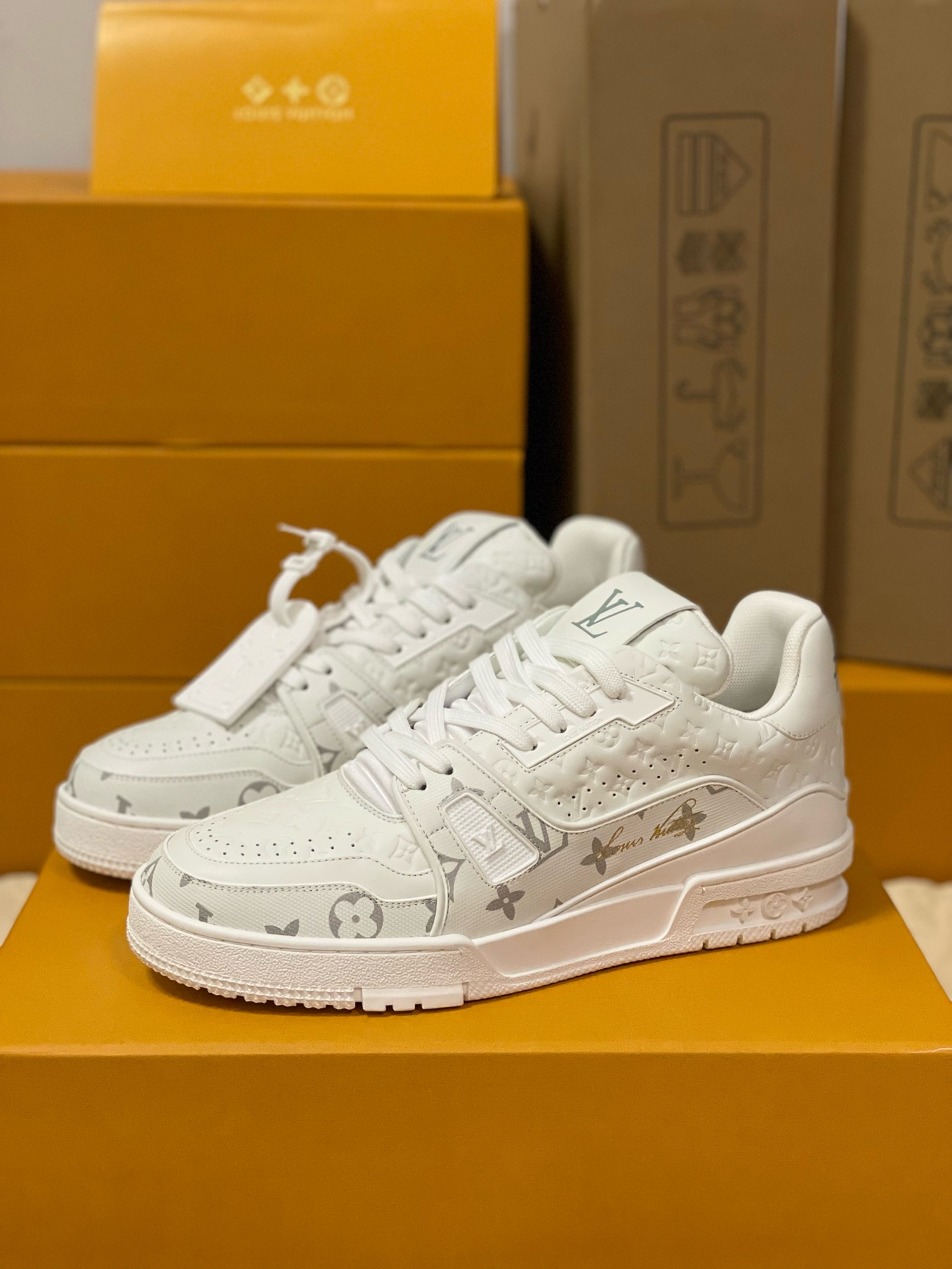 Loui Vuitto TRAINER SNEAKER