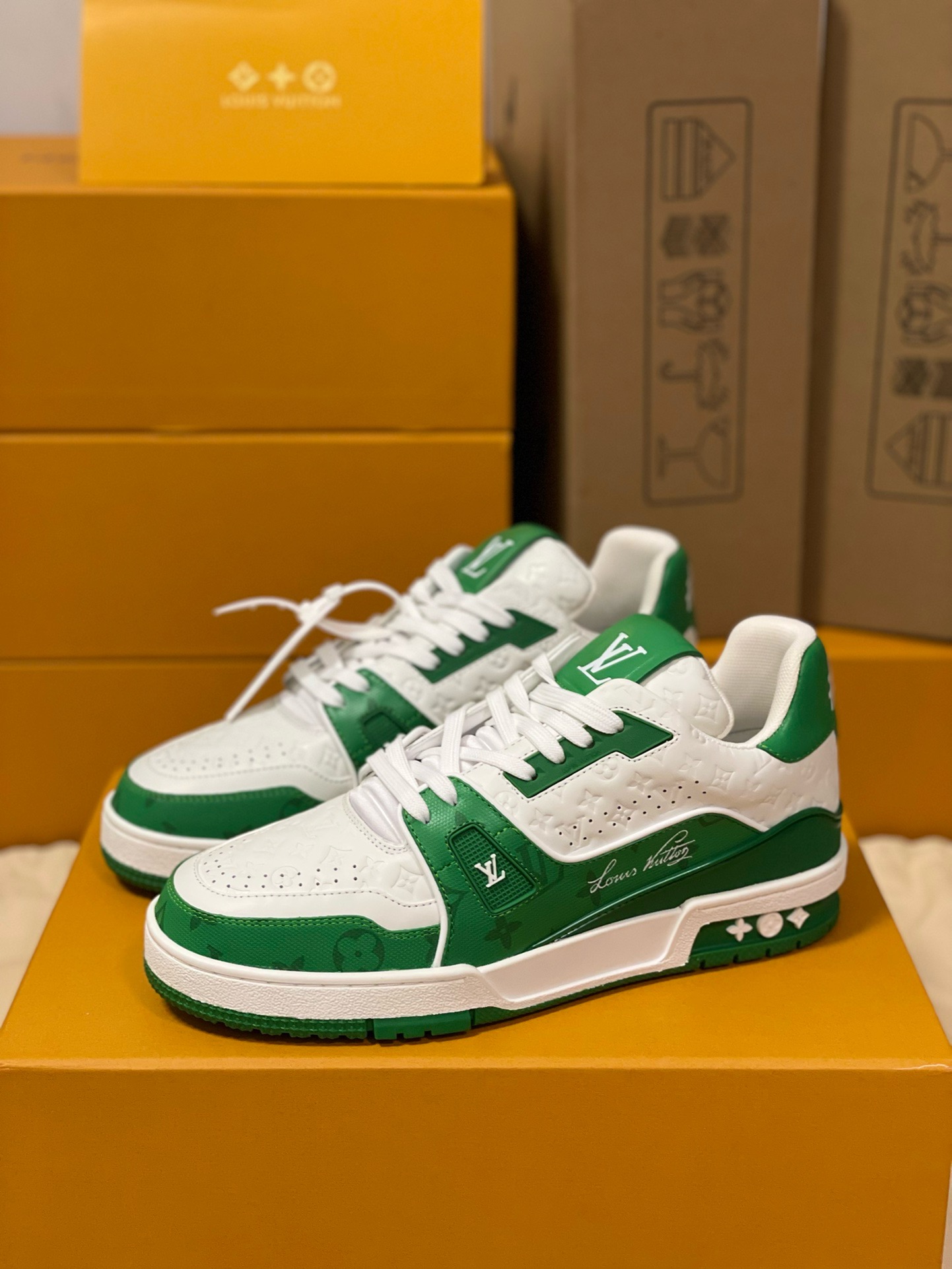 Loui Vuitto TRAINER SNEAKER