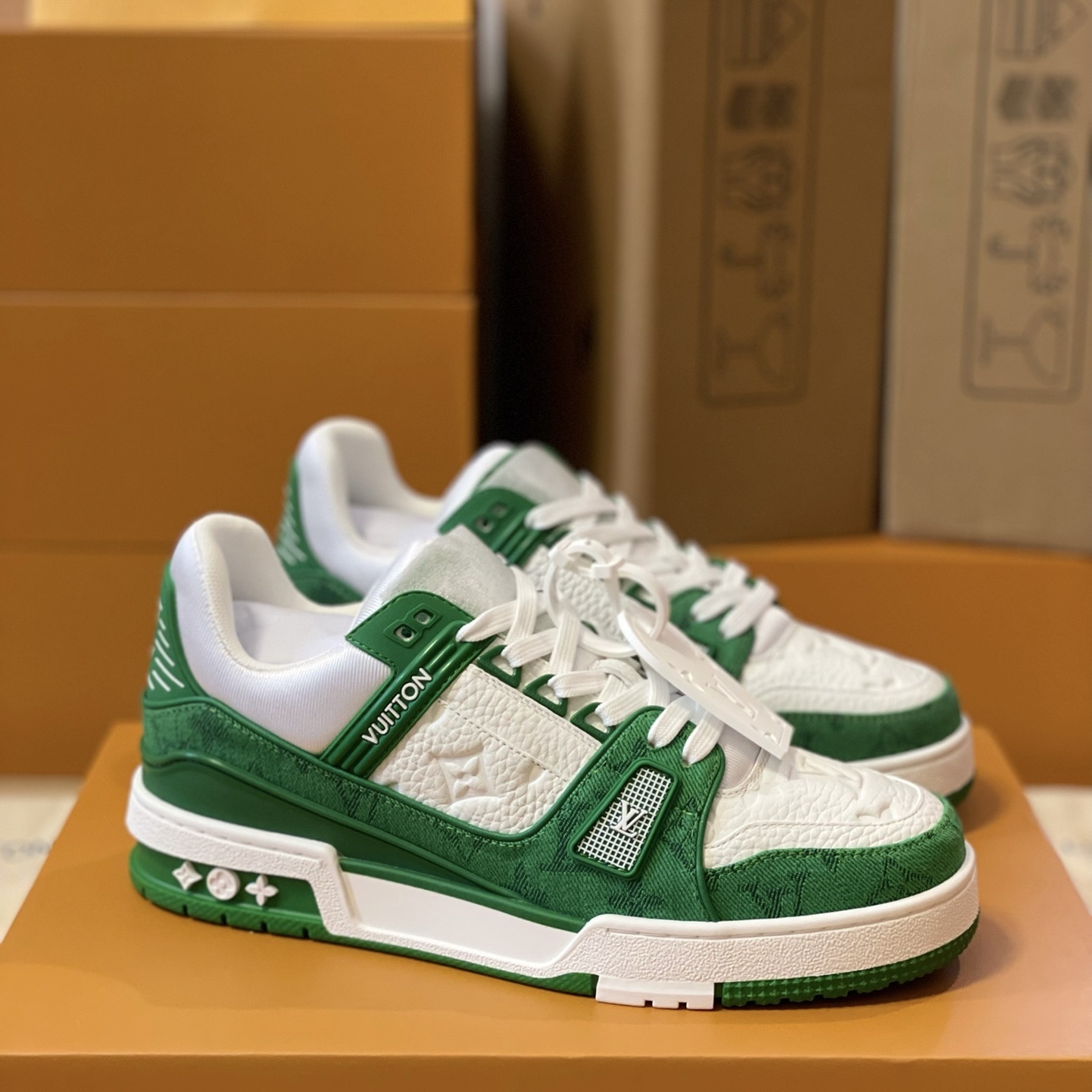Loui Vuitto TRAINER SNEAKER