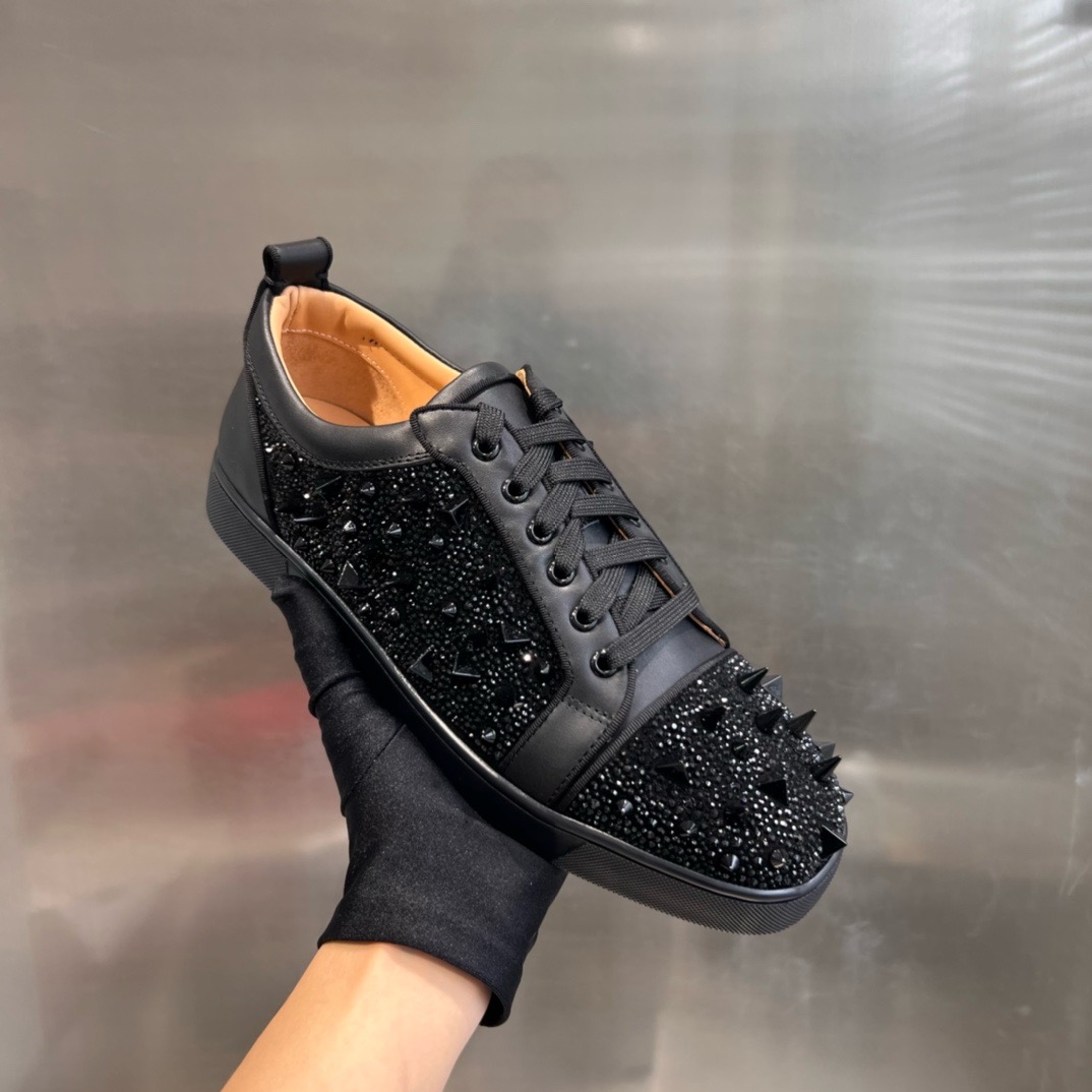 Ch**an louboutin sneaker